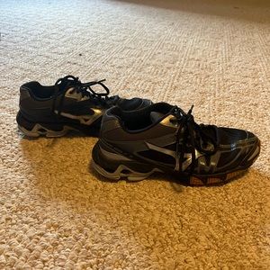 Womens volleyball shoes